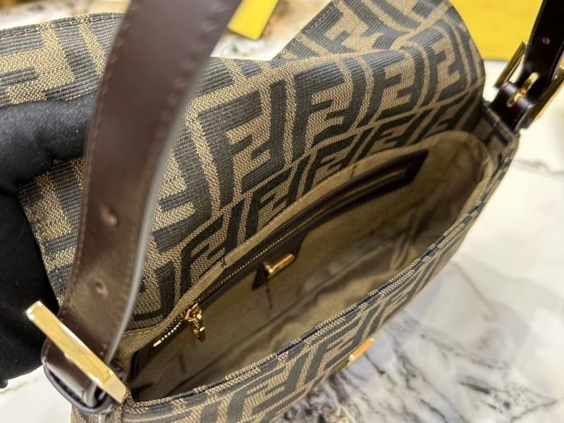 UrbanStyle Fendi Baguette Bags 73000