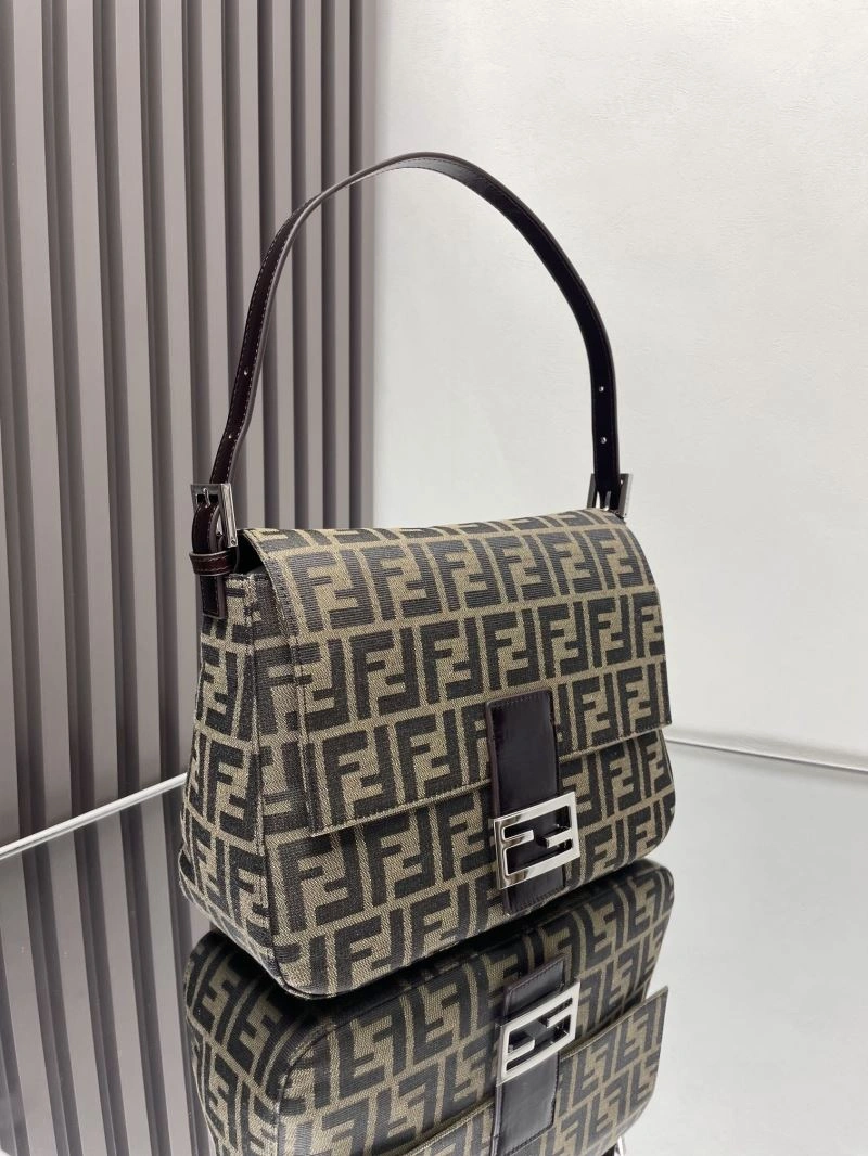 WaterResistant Fendi Baguette Bags 72980