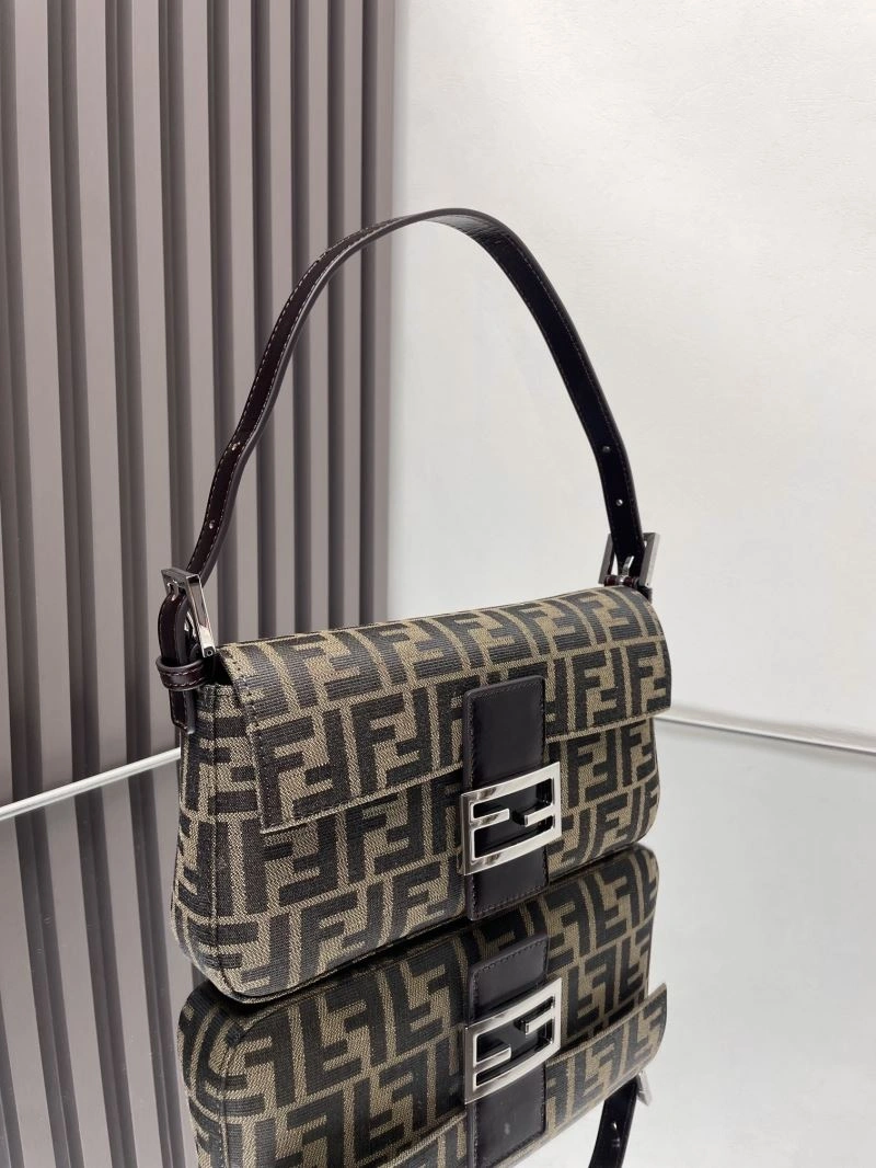 Fendi Baguette Bags Unisex 72994