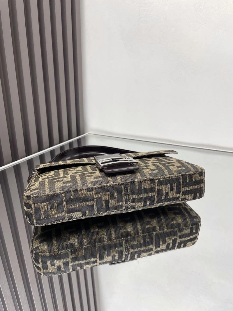 Fendi Baguette Bags Unisex 72994