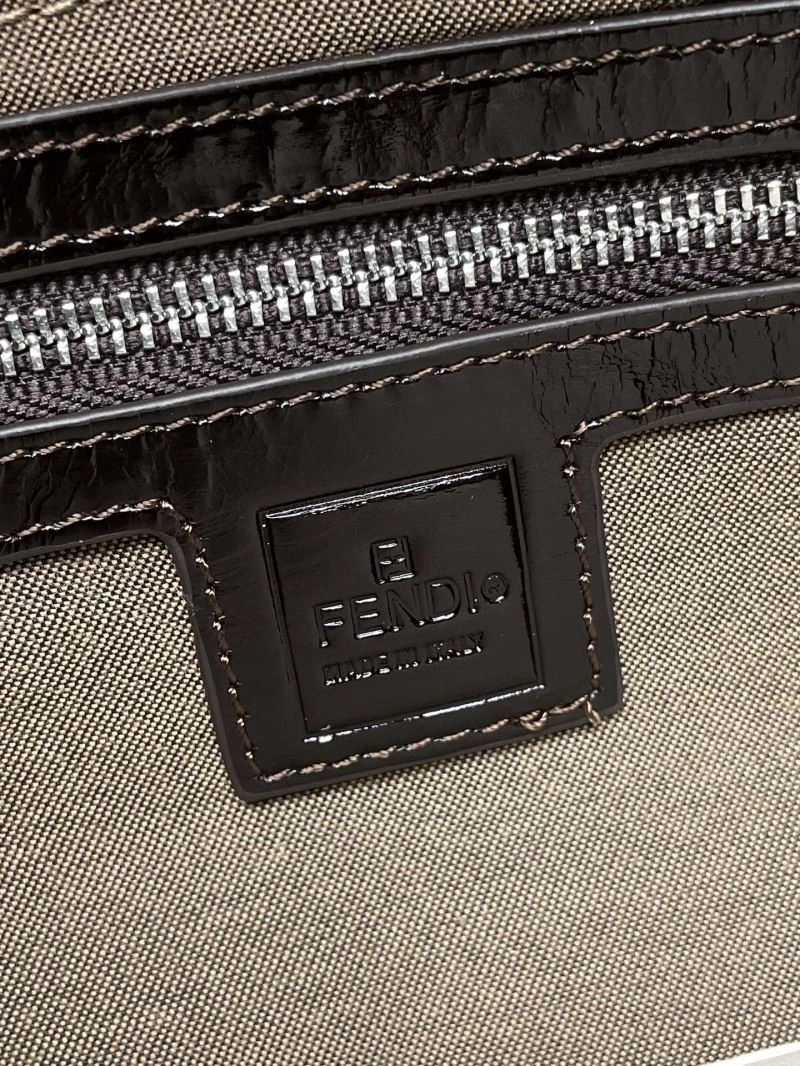 Fendi Baguette Bags Unisex 72994