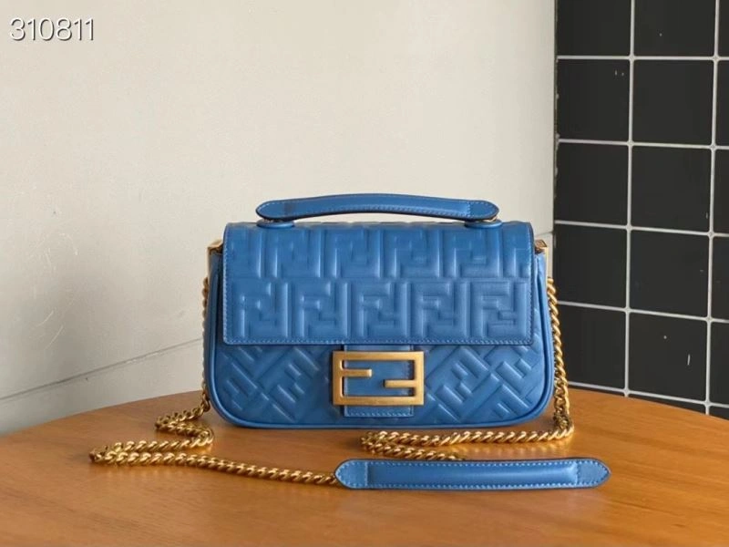 Fendi Baguette Bags Unisex 72977