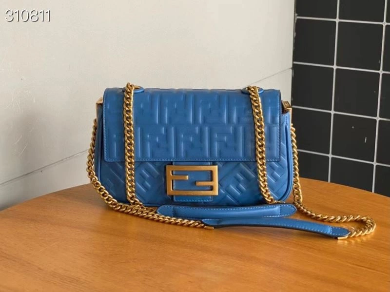 Fendi Baguette Bags Unisex 72977