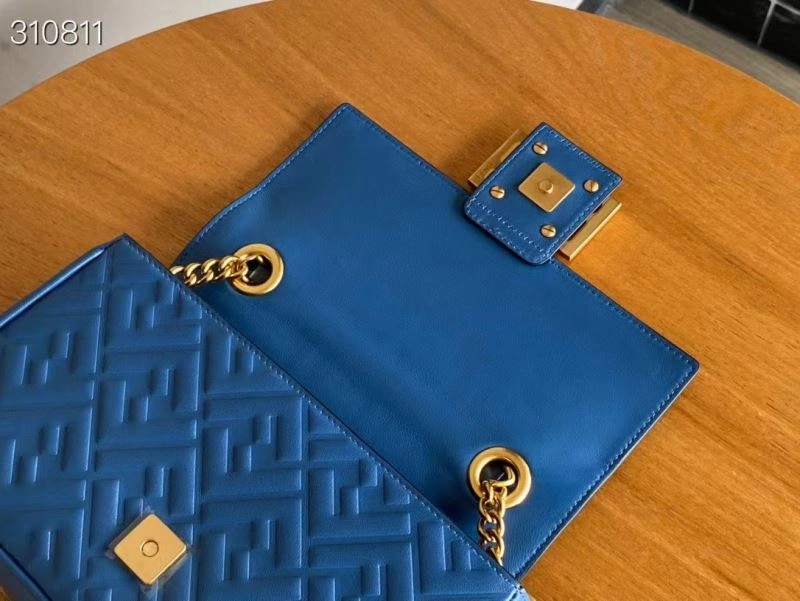 Fendi Baguette Bags Unisex 72977