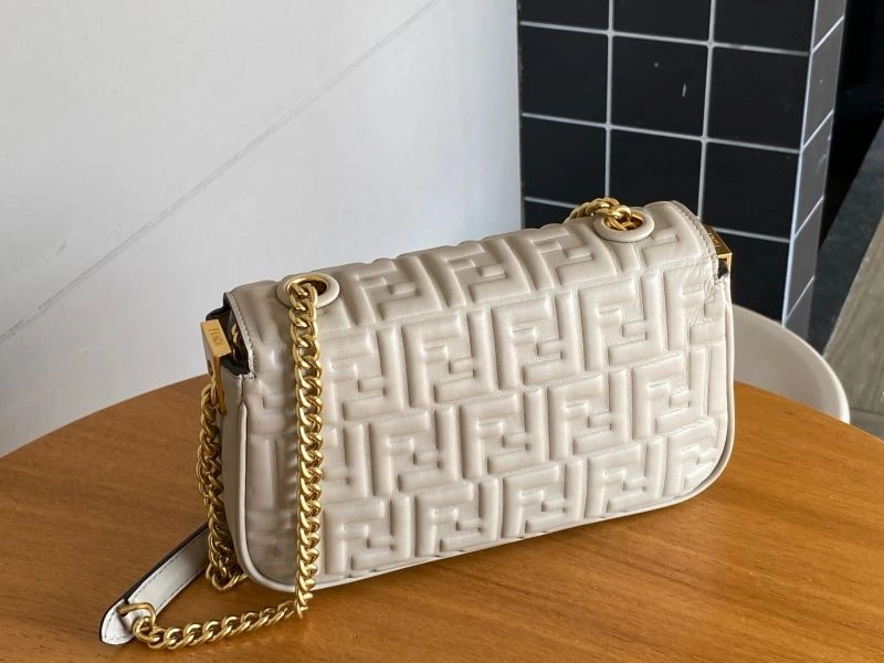 Timeless Fendi Baguette Bags 72976