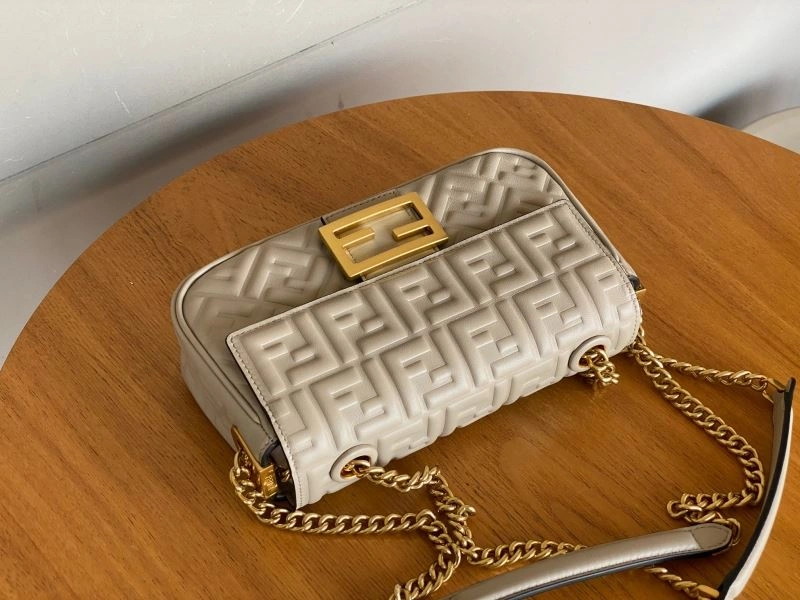 Timeless Fendi Baguette Bags 72976