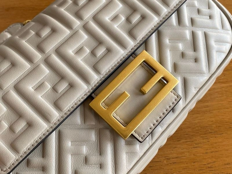 Timeless Fendi Baguette Bags 72976