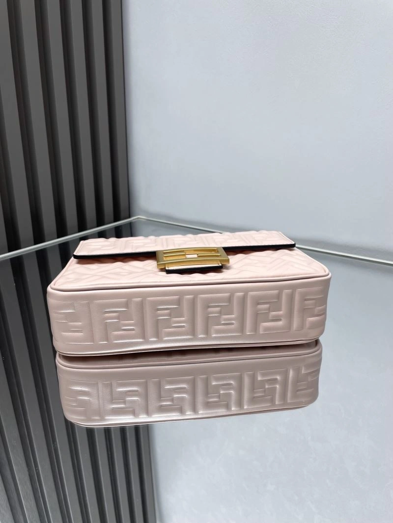 Snug Fendi Baguette Bags 73016