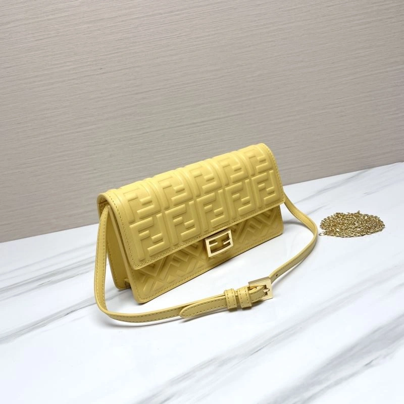 RelaxedFit Fendi Baguette Bags 72975