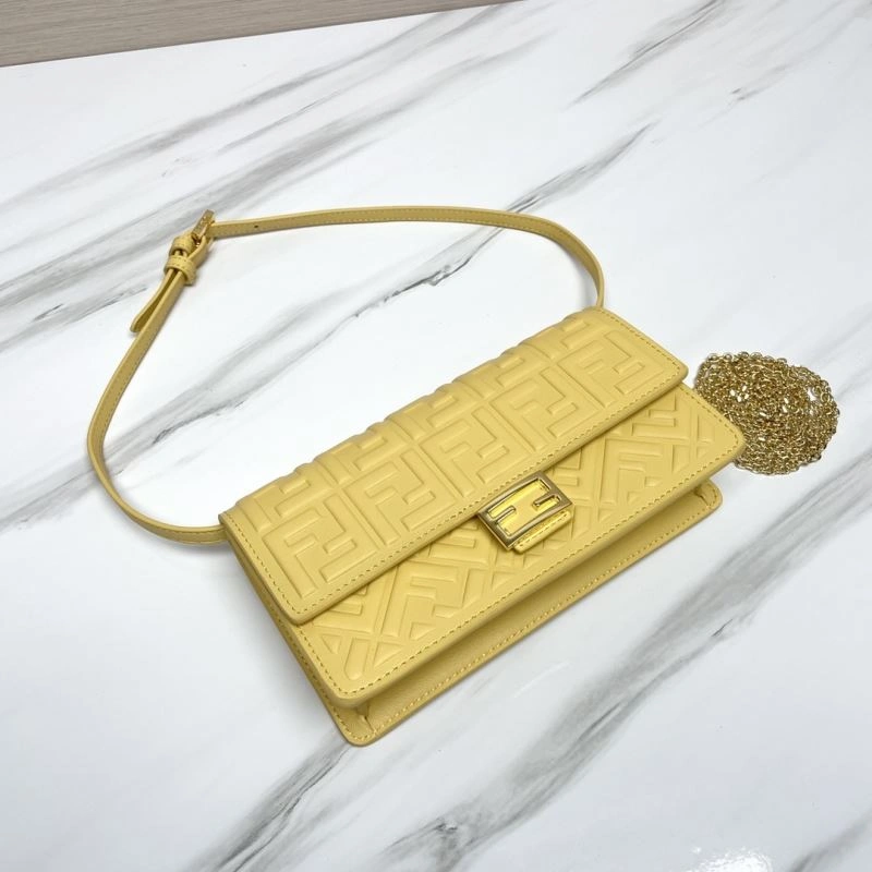 RelaxedFit Fendi Baguette Bags 72975