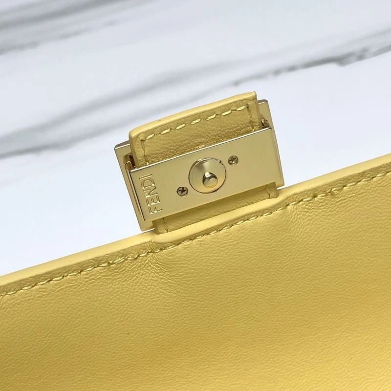 RelaxedFit Fendi Baguette Bags 72975