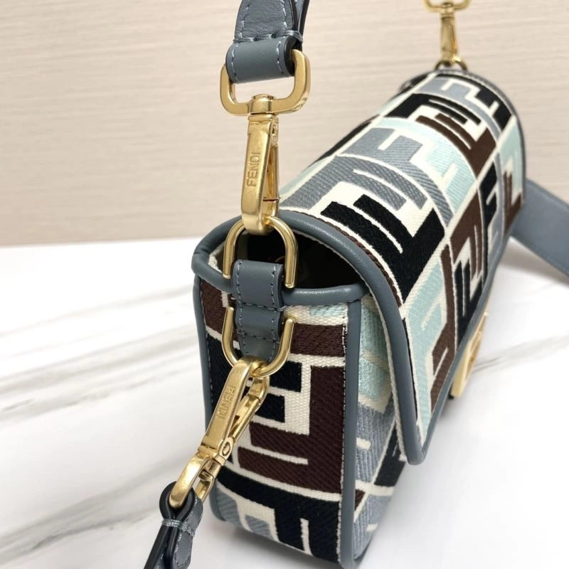 TravelReady Fendi Baguette Bags 72965
