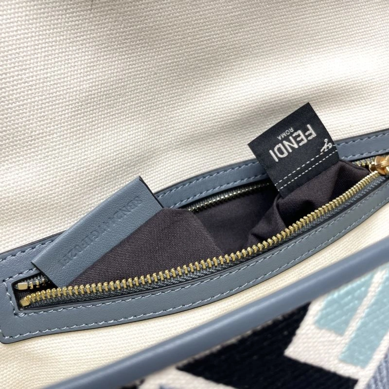 TravelReady Fendi Baguette Bags 72965