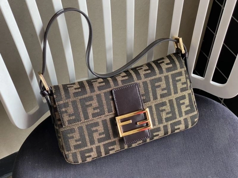 Fendi Baguette Bags SmartChoice 72948