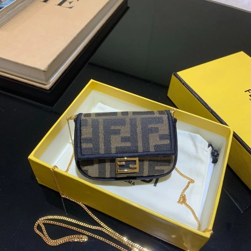 Effortless Fendi Baguette Bags 58128