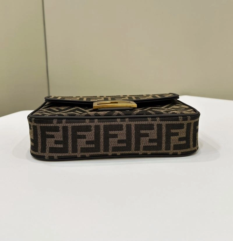 Lightweight Fendi Baguette Bags 58131