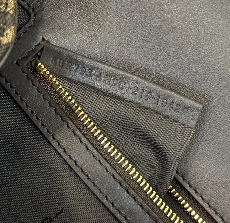 Lightweight Fendi Baguette Bags 58131