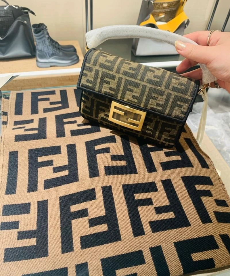 Durable Fendi Baguette Bags 58140