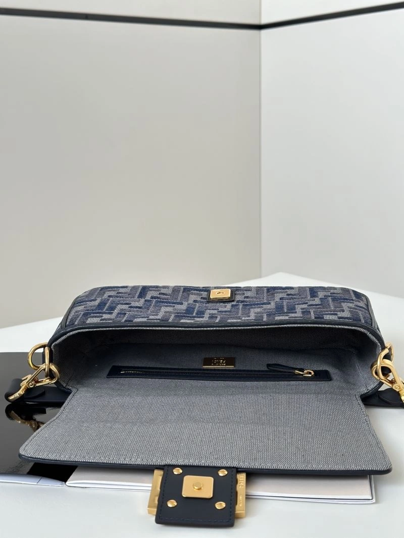 Fendi Baguette Bags Neat 58129