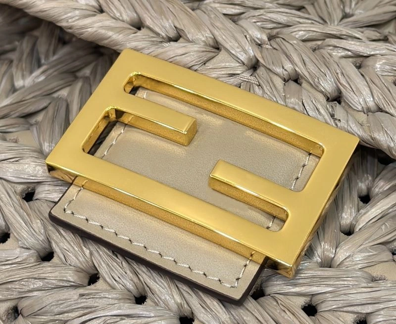 Fendi Baguette Bags QuickDry 58116