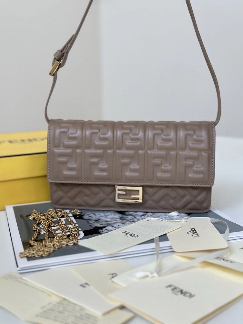 Fendi Baguette Bags Resilient 58109