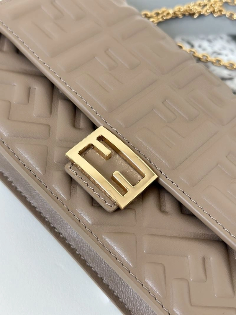 Fendi Baguette Bags Resilient 58109