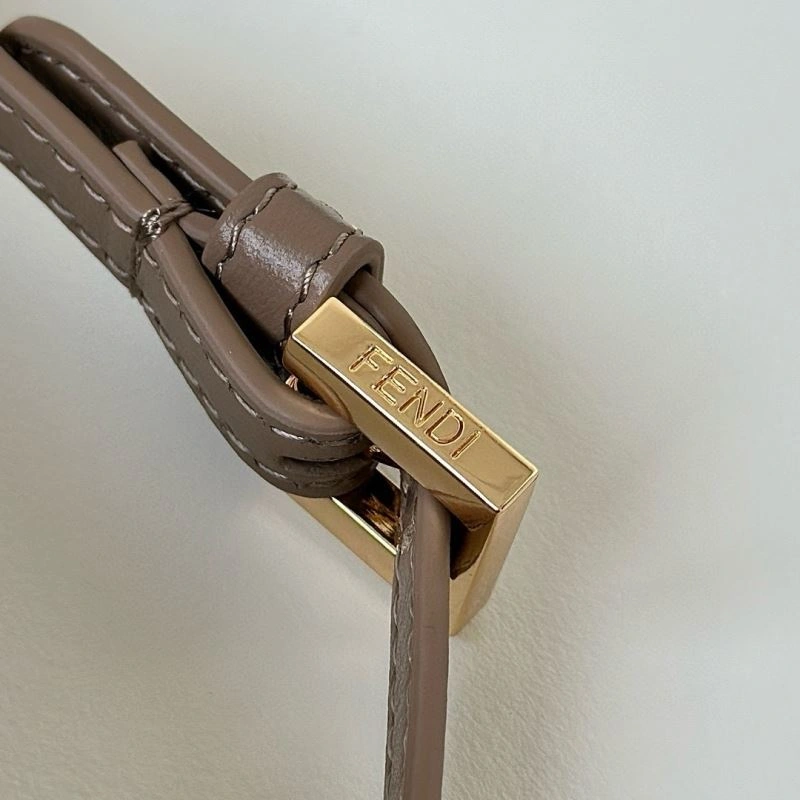 Fendi Baguette Bags Resilient 58109