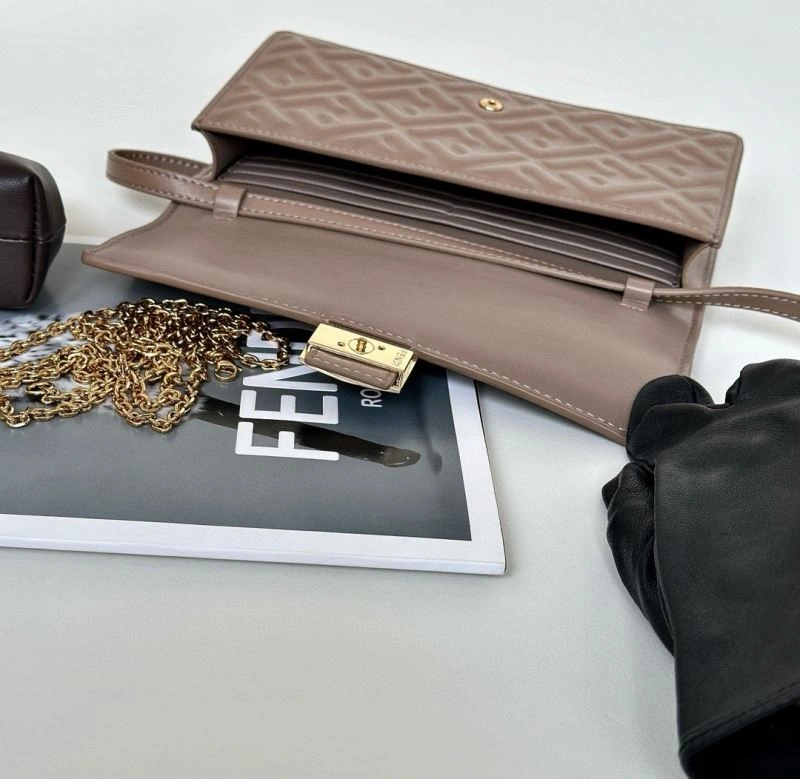 Fendi Baguette Bags Resilient 58109