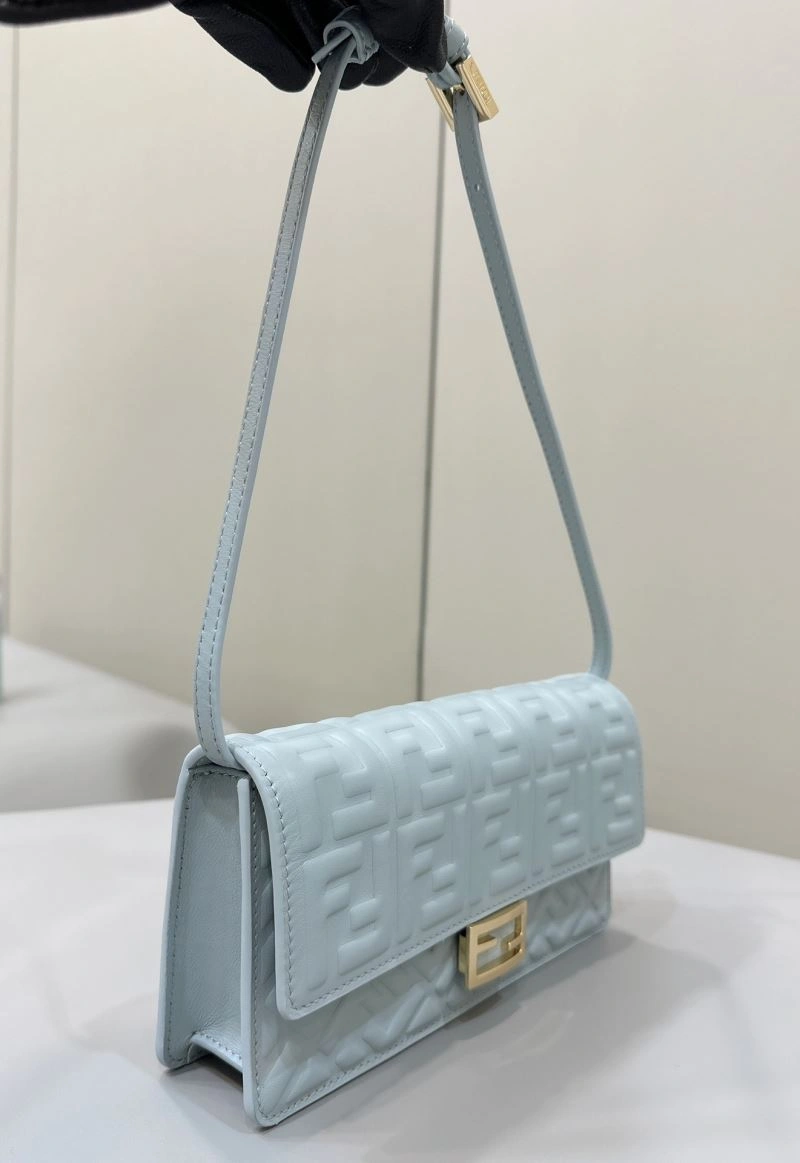 Resilient Fendi Baguette Bags 58105