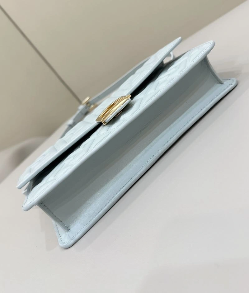 Resilient Fendi Baguette Bags 58105