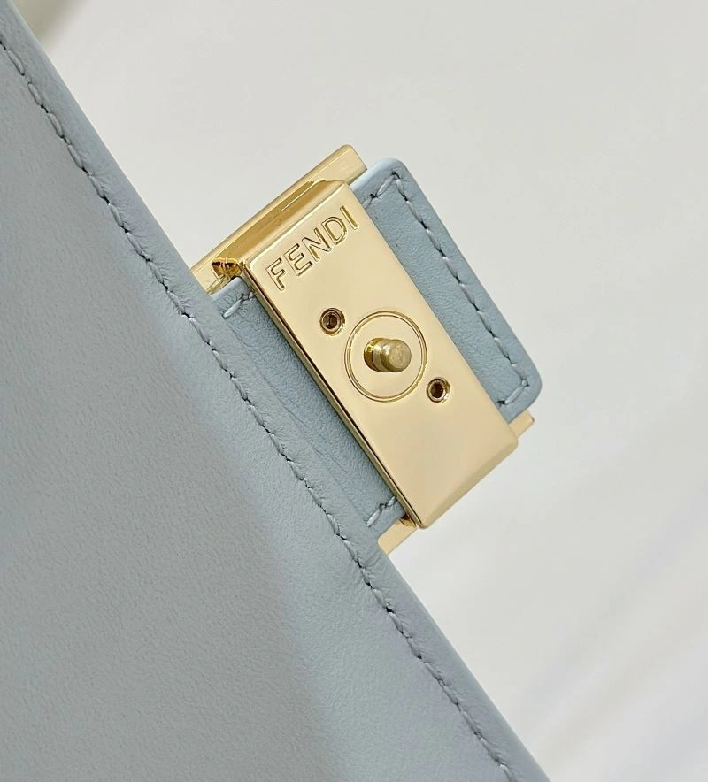 Resilient Fendi Baguette Bags 58105