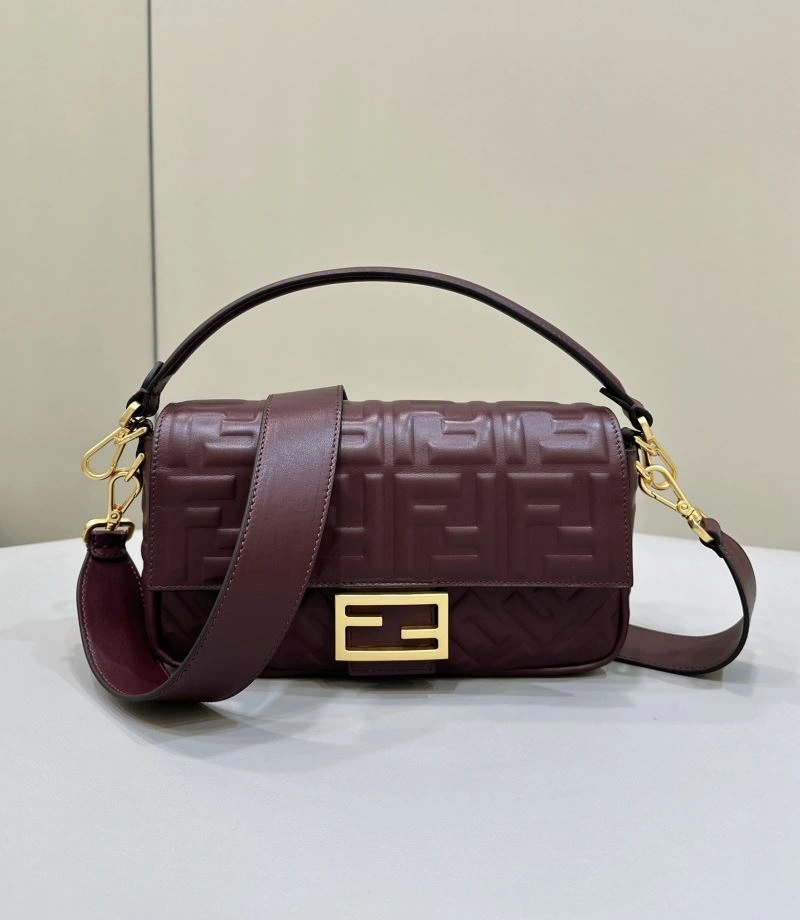 Minimalist Fendi Baguette Bags 58101