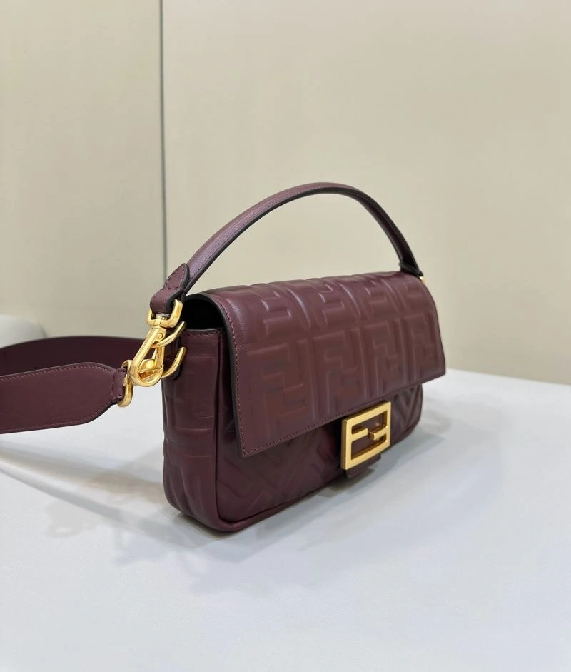 Minimalist Fendi Baguette Bags 58101