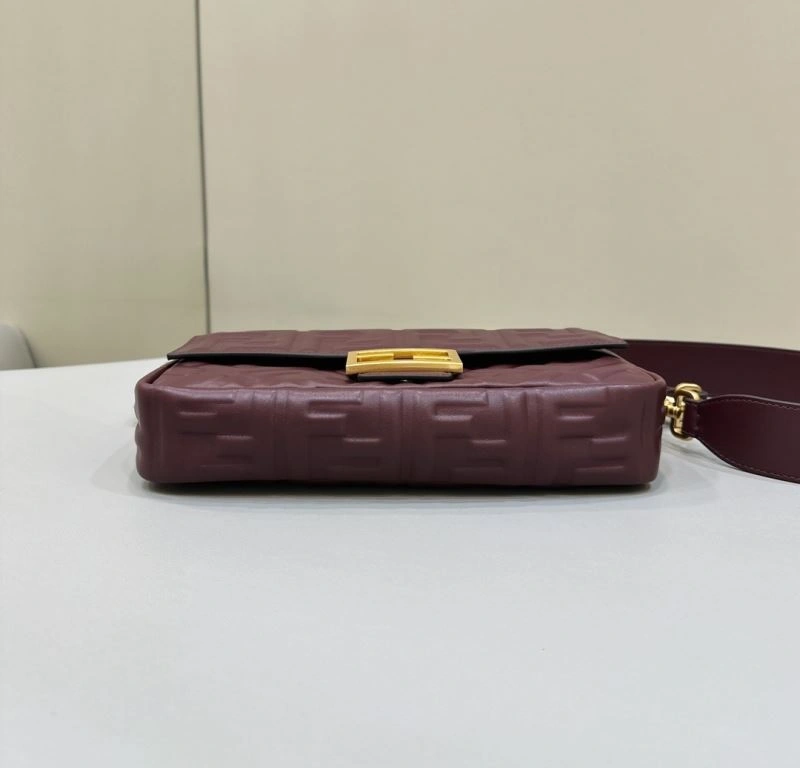 Minimalist Fendi Baguette Bags 58101
