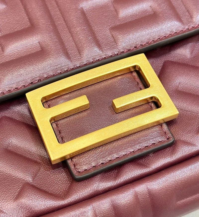 Minimalist Fendi Baguette Bags 58101