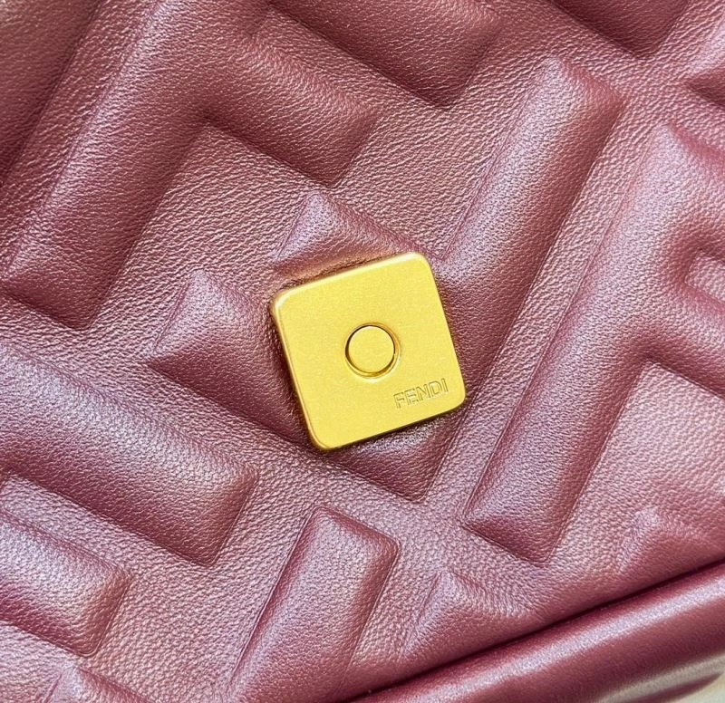 Minimalist Fendi Baguette Bags 58101