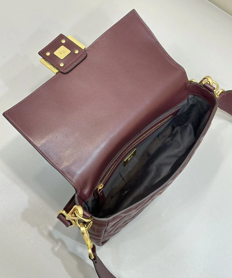 Minimalist Fendi Baguette Bags 58101
