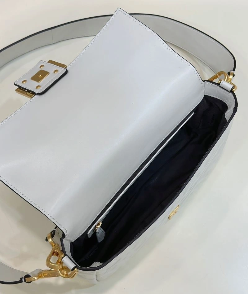 Breathable Fendi Baguette Bags 58095