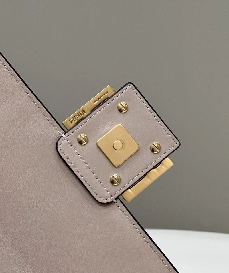 Fendi Baguette Bags Bold 58091