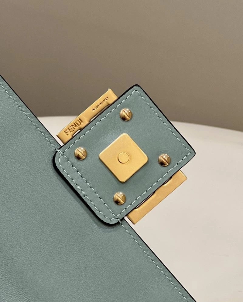 Fendi Baguette Bags Sleek 58103