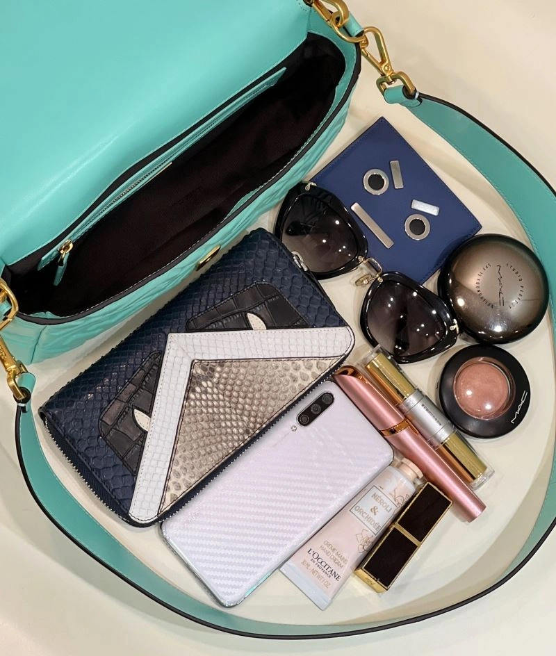 Tailored Fendi Baguette Bags 58099