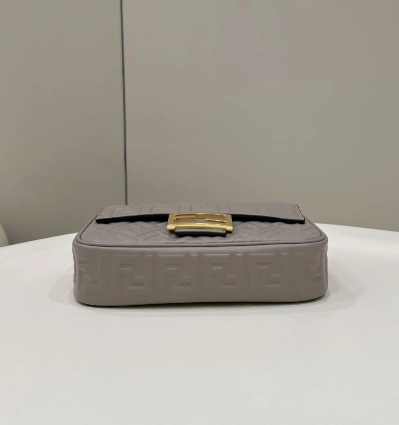 Fendi Baguette Bags Fashionable 58089