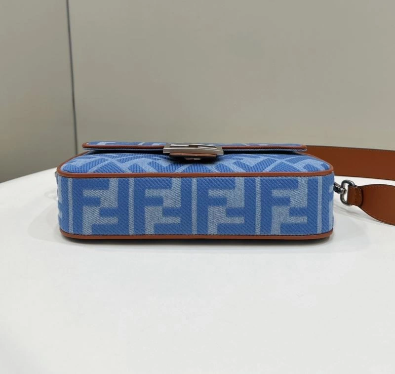 Snug Fendi Baguette Bags 58114