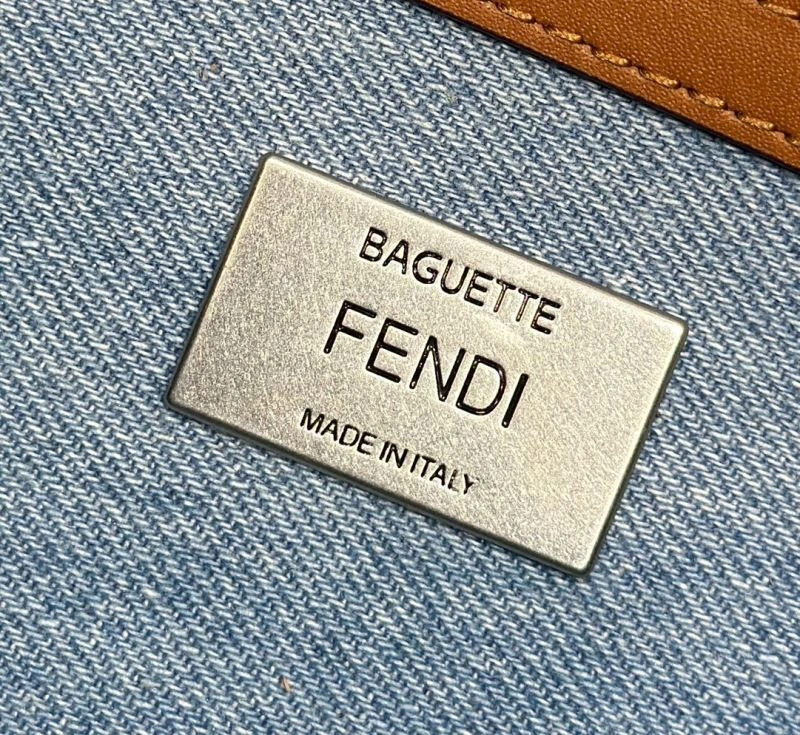 Snug Fendi Baguette Bags 58114