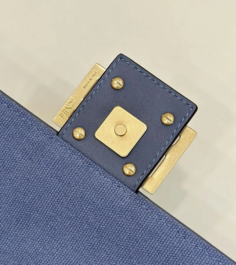 Contemporary Fendi Baguette Bags 58107