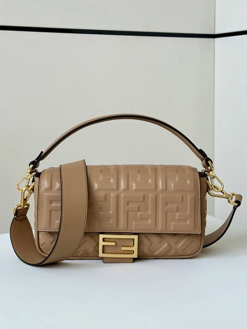 FashionForward Fendi Baguette Bags 58061