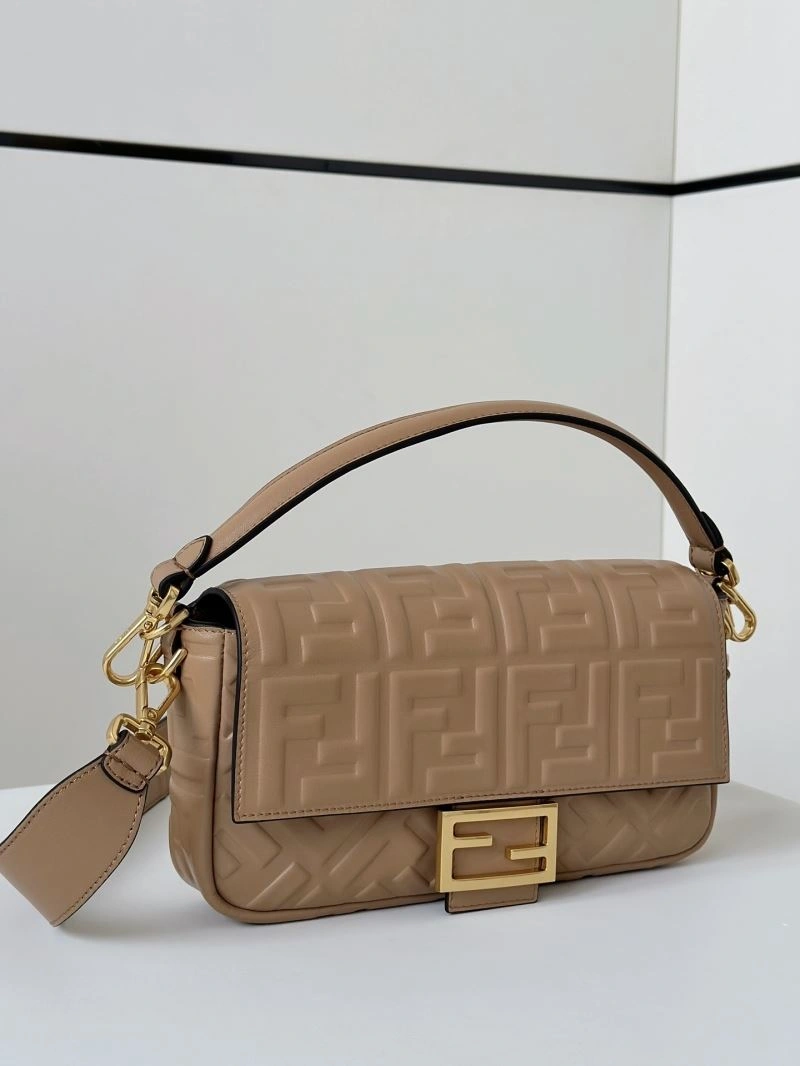 FashionForward Fendi Baguette Bags 58061