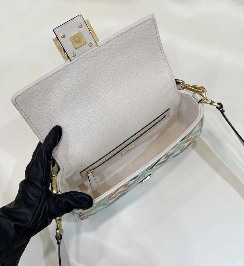 Fendi Baguette Bags ComfortFit 58062