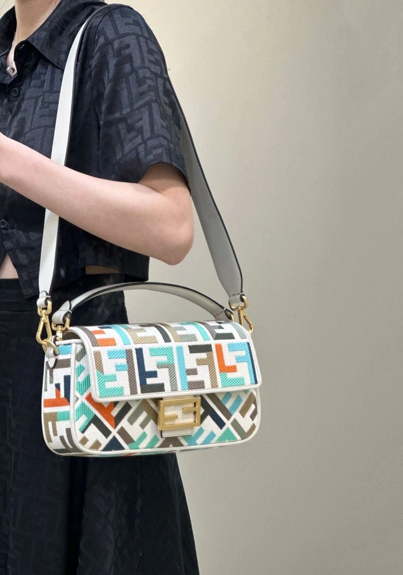 Fendi Baguette Bags ComfortFit 58062