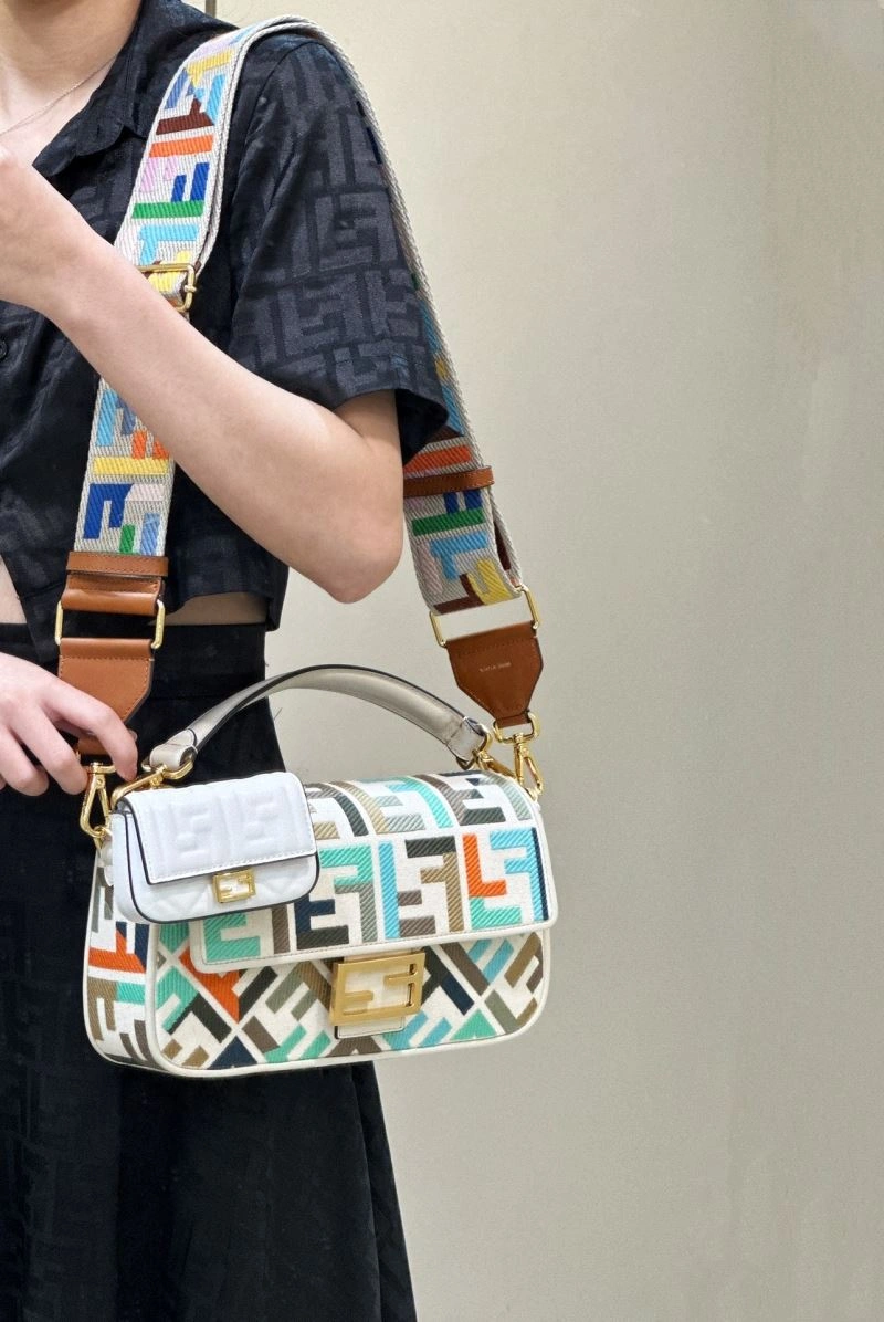 Fendi Baguette Bags ComfortFit 58062